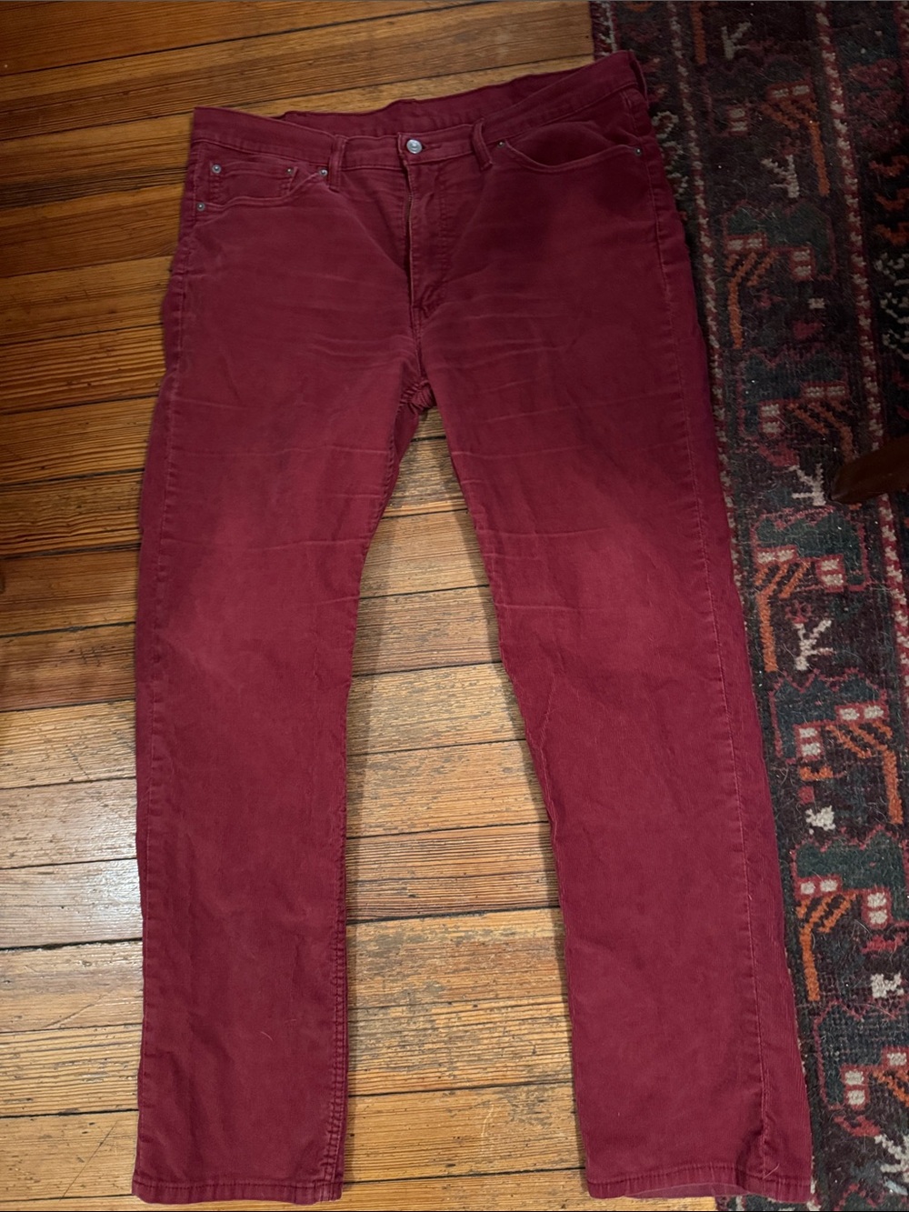 Levi's Men's Corduroy Pants in Deep Burgundy